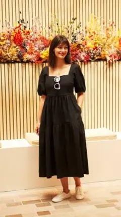 UNIQLOリネンブレンドシャーリングワンピース　ユニクロ