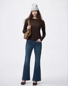 Gu スリムフレアジーンズ