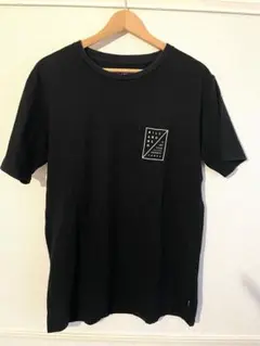 BILLABONG ブラック Tシャツ フロントポケット付き