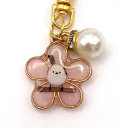 キーホルダー✨シマエナガ✨レジン✨チャーム✨押し花✨可愛い✨花型✨桃系金AA