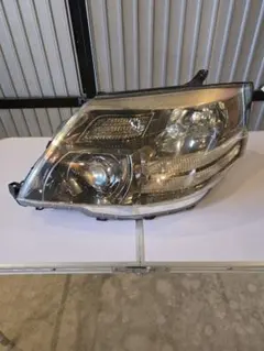 カムリ AVV50 HID 右ヘッドライト 刻印V KOITO 33-185 - メルカリ