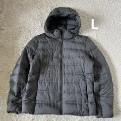 ユニクロ❣️ ウルトラライトダウンジャケット　シームレスパーカー　フード　フェザー