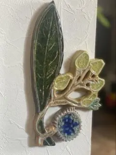 陶器のお飾り　大きなボタニカルアート 陶板アート作家　一点もの　陶芸　花　壁飾り