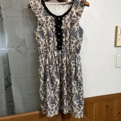 axes femme フラワープリント ノースリーブワンピース