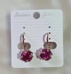 ジルコニアピアス 《ローズレッド》