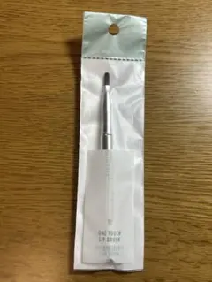 THE FACE SHOP ONE TOUCH LIP BRUSHのサムネイル