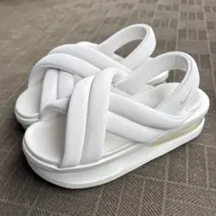 NIKEエアマックスアイラ】emmiコラボ商品（2025年完売） - メルカリ