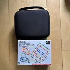 クラシックミニ　Nintendo SUPER Famicom ケース付き