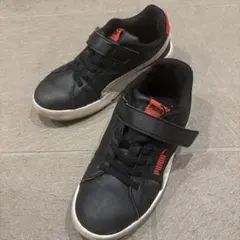 Puma ブラック/レッド スニーカー　21cmのサムネイル