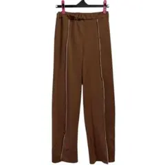 Item thumbnail for item 71de8e6b-cd9d-46f3-9440-64101fa832f7