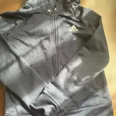 adidas キッズ ジップアップパーカー ブラック OTサイズ