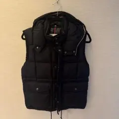 MONCLER ダウンベスト フード付き ブラック
