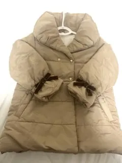 新年限定セール！！１月末処分品！プティマイン フード付きベージュ中綿コート。