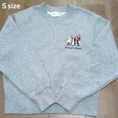 葬送のフリーレン スウェットプルオーバー GU　Ｓsize トレーナー