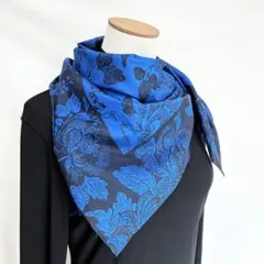 3-11.Jim Thompson オリエンタルフラワー　シルクスカーフ　黒青
