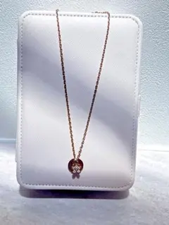 MARC JACOBS フラワーモチーフ ネックレス