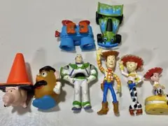 トイ・ストーリー ミニフィギュアセット　８体　4cm