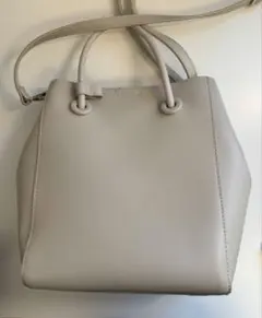 ライトグレー バケット型ハンドバッグ