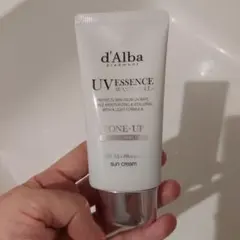 ダルバ トーンアップサンクリーム パープルUV 50ml