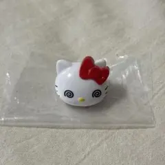 カプセルトイ　ガチャガチャ　キティ　リング