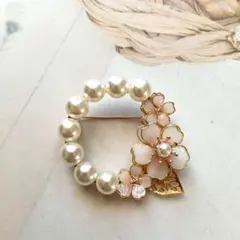 No.672桜のブローチLサイズ　パールつき　ハレの日