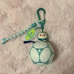 POP MART LABUBU サッカーボール型ポーチ ストラップ - メルカリ