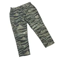 Item thumbnail for item f4ffda3a-dbf5-4036-8559-19a042423579