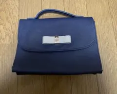 ネイビー リボン付き クラッチバッグ