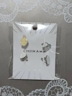 ちいかわ　ぷっくりイヤーカフ4種セット　うさぎ　モモンガ