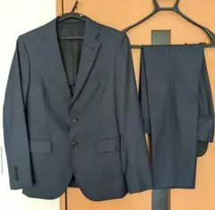 【値下げ中】ネイビー系 ビジネススーツ Y4 ウール50%