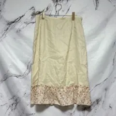【ミラショーン】ベージュ リネン混 花柄刺繍 フリルスカート サイズ44のサムネイル