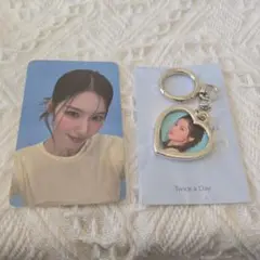 SANA Twice a Day キーホルダーとカードセット