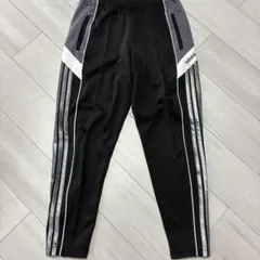 adidas トラックパンツ ブラック グレー