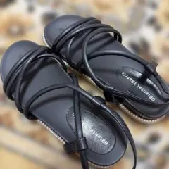 新品オリエンタル　サンダルS