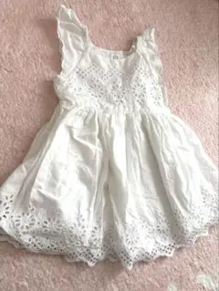 baby GAP 刺繍入りホワイトワンピース 3歳