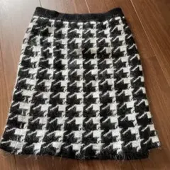 ハウンドトゥースパターン タイトスカート