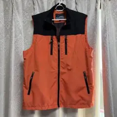 オレンジと黒のアウトドアベスト Lサイズ