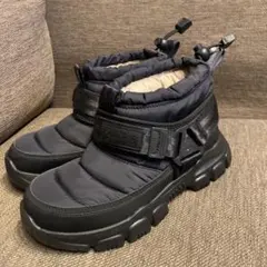 SHAKA SNUG BOOTIE AT ダウンブーツ 22cm 未使用