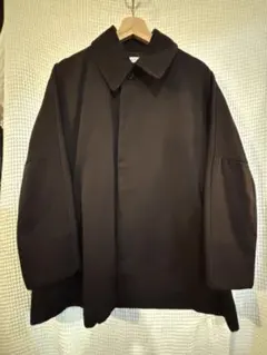 ブラックコート ラウンドカラー