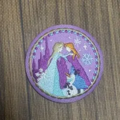 ディズニー刺繍缶バッジ アナと雪の女王