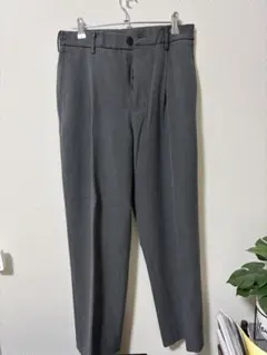UNIQLO ユニクロ　グレー　スラックス