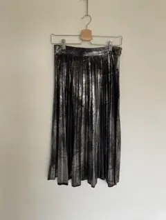 ザラZARA WOMAN メタリックシルバー プリーツスカート S