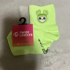 TWICE ジョンヨン TWICE LOVELYS しまむら ソックス