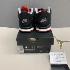 Air Jordan 4 Retro ブラック／グレー／レッド10cm