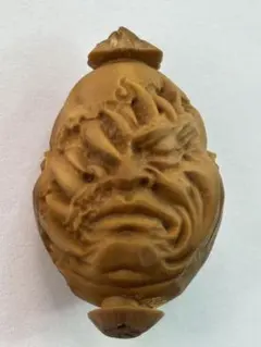 090吞噬 橄欖核彫刻　半製品　DIY　ブレスレット・ネックレス・ペンダント製作