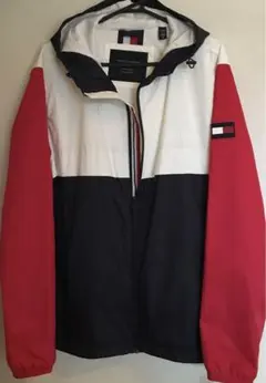 半額以下❗️メッシュ裏地　トミーヒルフィガーナイロンジャケット　新品