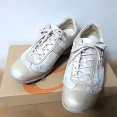 アシックス　ペダラレディース2E 22.0 ウォーキングスニーカー