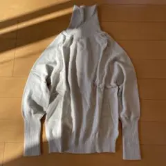 新品未使用 ライトグレー 長袖ニットセーター L