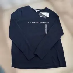 TOMMY HILFIGER ネイビー 長袖Tシャツ 新品