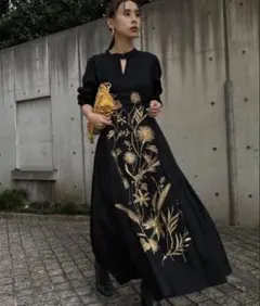 Mame Kurogouchi 百合刺繍 ドレス 2023PF マメクロゴウチ - メルカリ